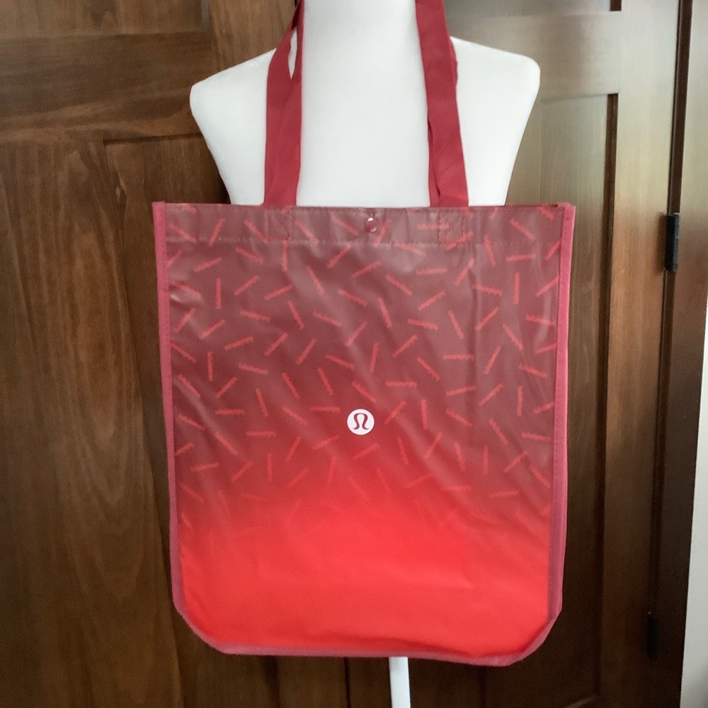 Lululemon large maroon/red tote bag - Picture 1 of 2